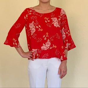 NWT BB DAKOTA FLORAL RUFFLE SLEEVES BLOUSE